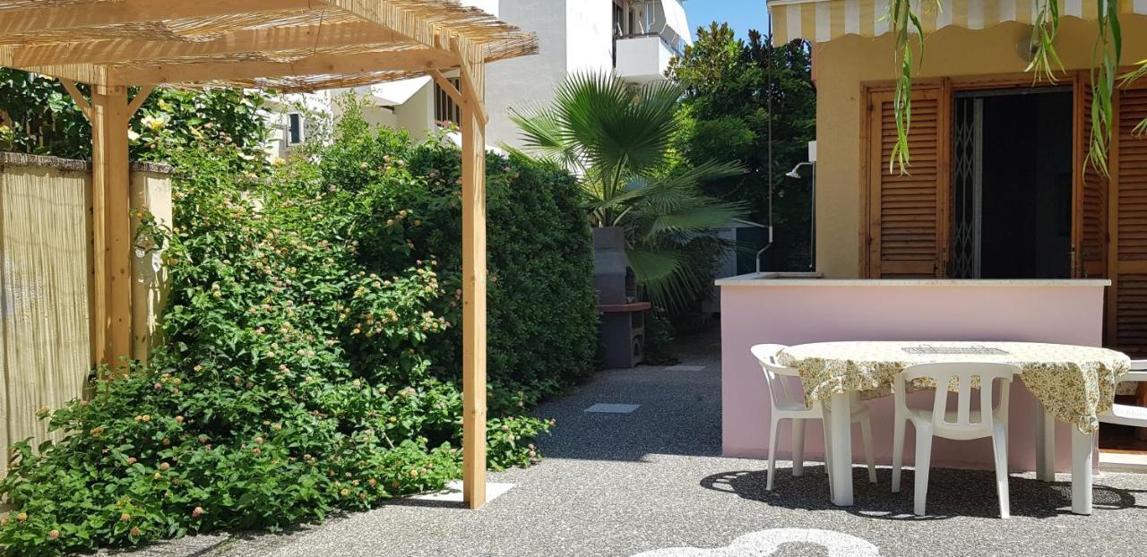 Appartamento Con Giardino Sul Mare Gallipoli Luaran gambar